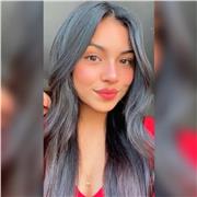 Traductora musical y músico en instrumento de viento y percusión